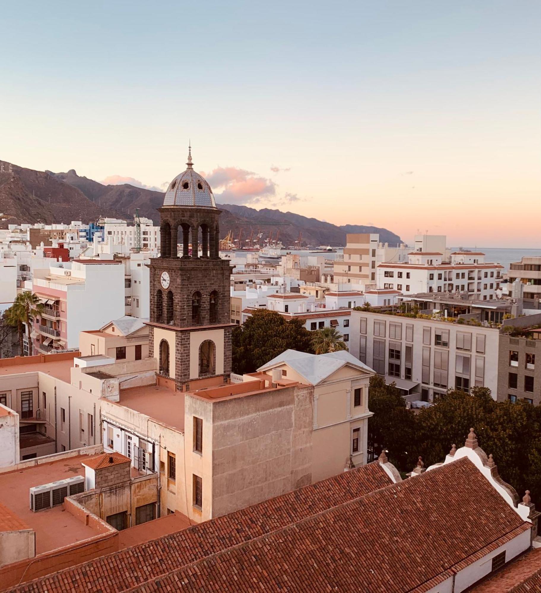 Atico Con Terraza, Vistas Panoramicas Y Parking Appartamento *